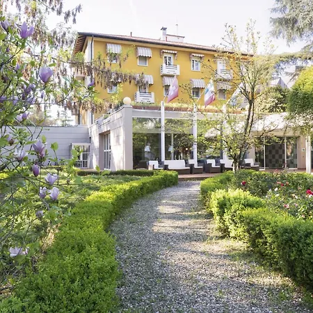Delle Rose Terme & Wellnesspa Отель 4*