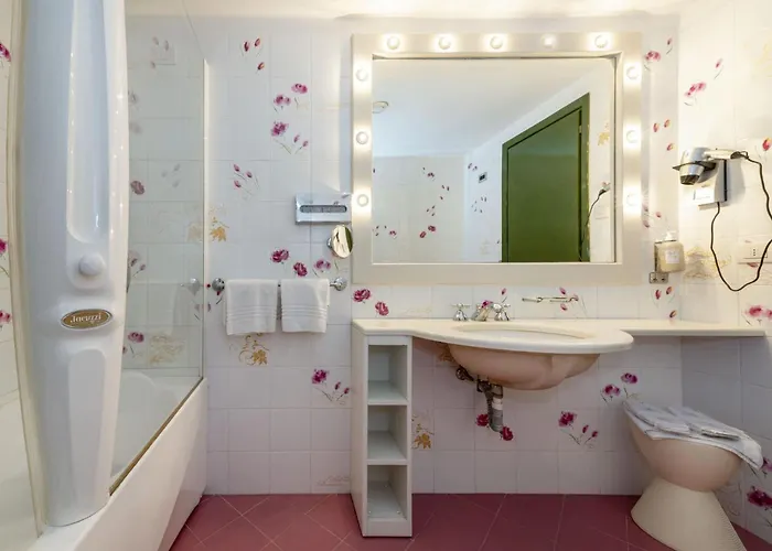 Отель Delle Rose Terme & Wellnesspa