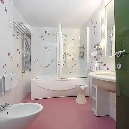 Delle Rose Terme & Wellnesspa 4* Monticelli Terme